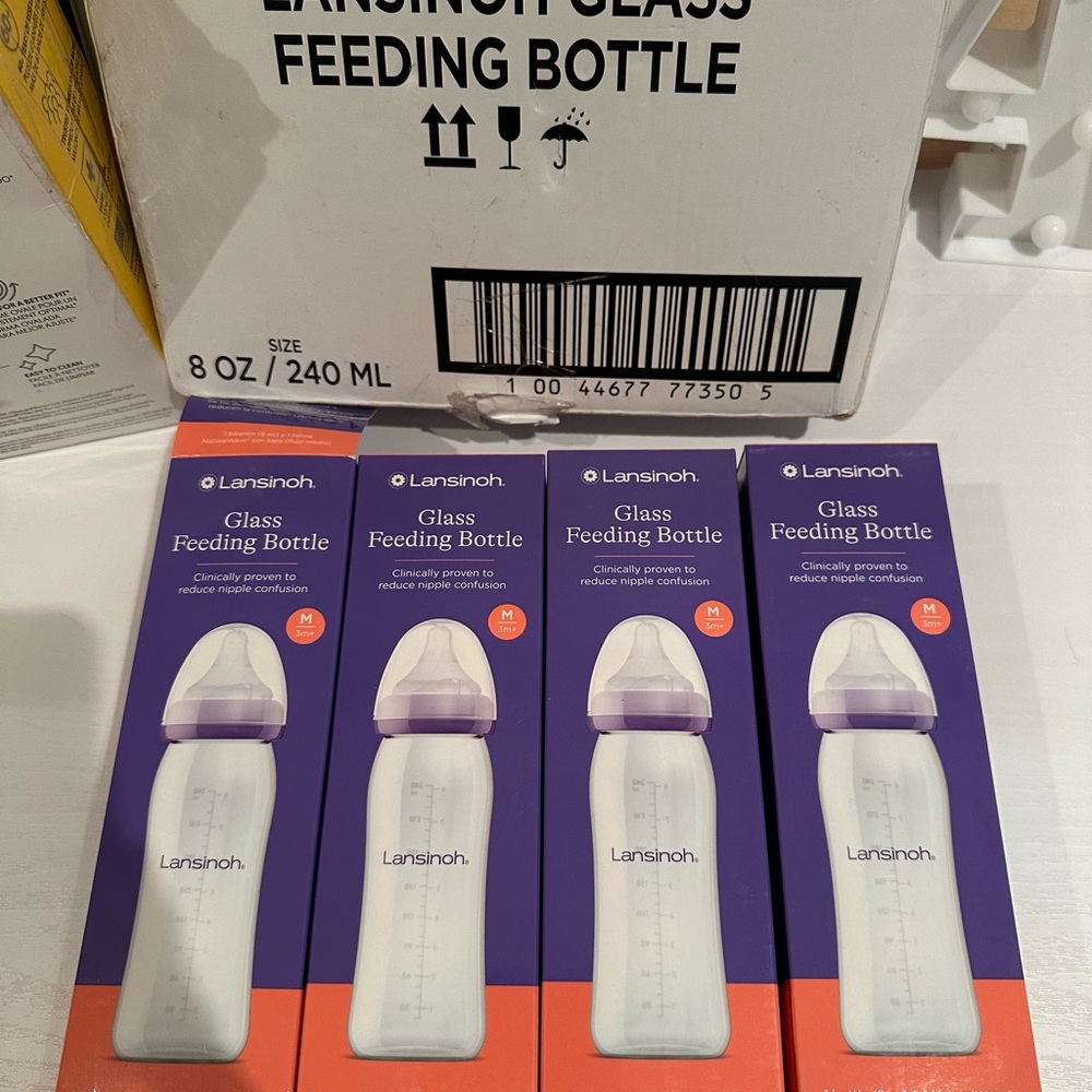Lansinoh Glass Feeding Bottle Set